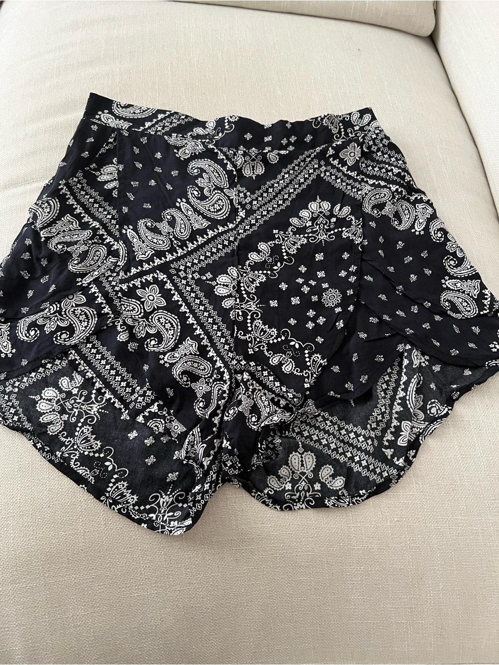 LF Black Paisley Print Women's Shorts